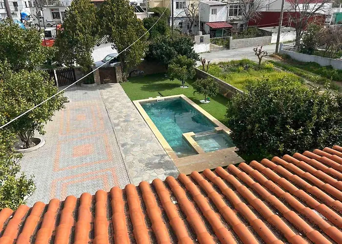 Marios House