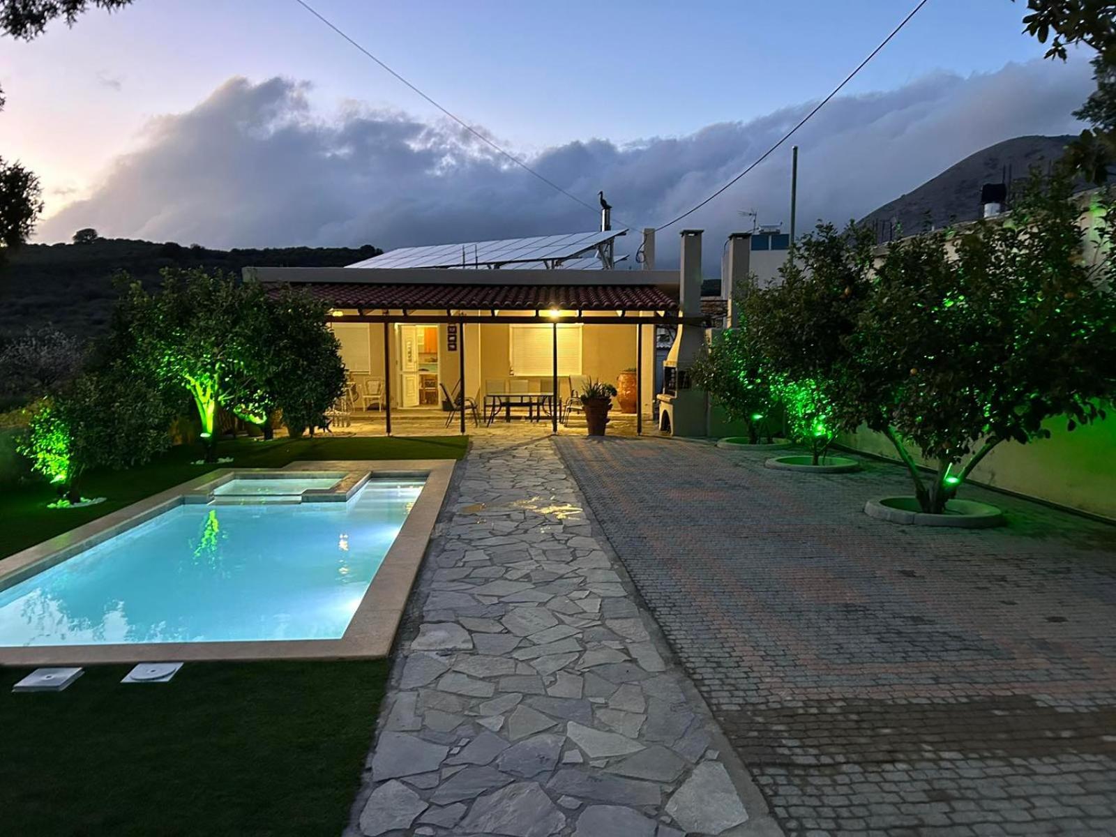 Marios House *
