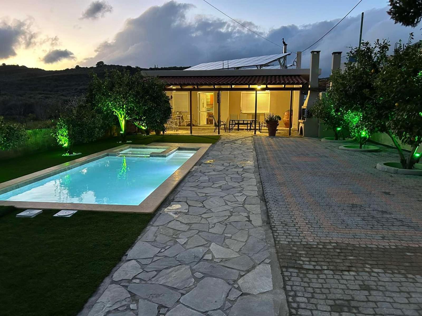 Marios House Emparos