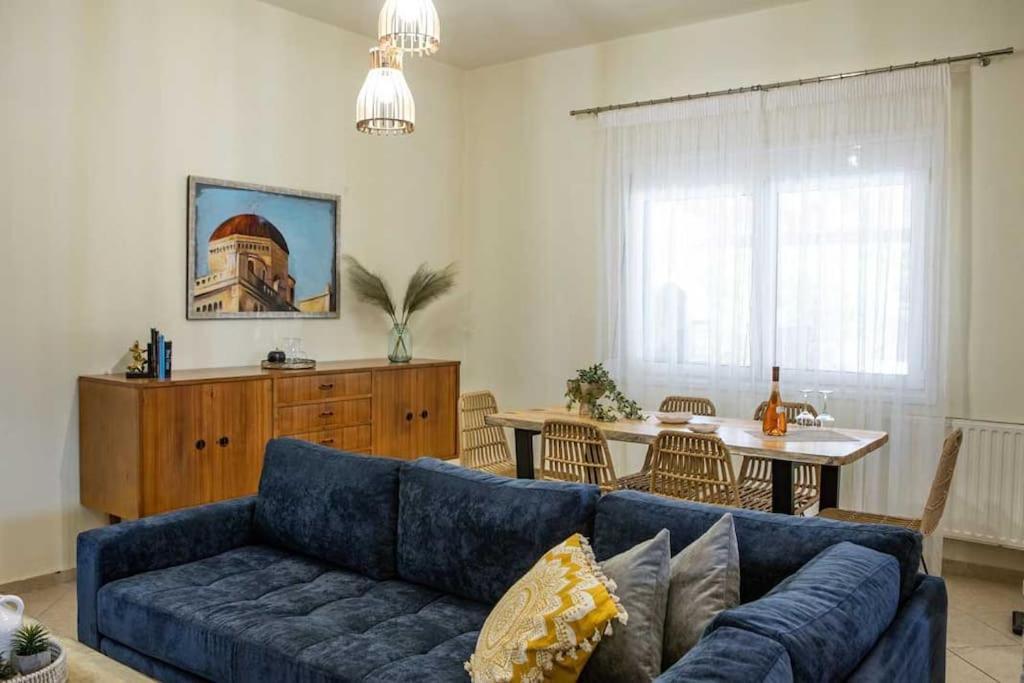 Apartment Marios House Emparos